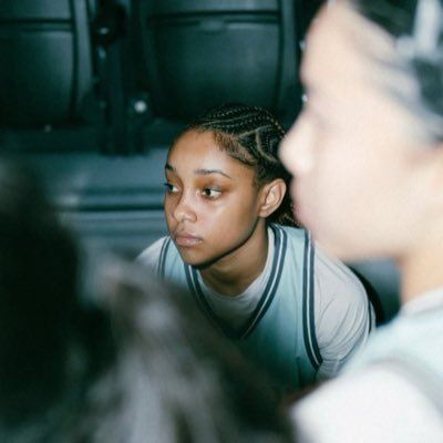 specialkayyy11's profile picture. beliver in christ🛐 c/o ‘27 insta- special.kayyy11 @adidasHoops