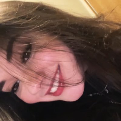 Liviaferreiiras's profile picture. medgata