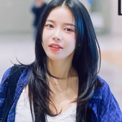 ultmoonsun's profile picture. 
