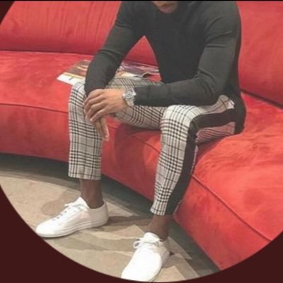 bayour20's profile picture.