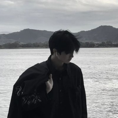 xiam_zemint's profile picture. karena mu aku bertahan