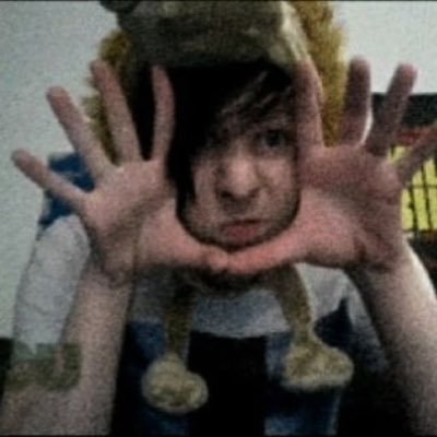 PetMacchia's profile picture. "Things have changed for me // and that's okay." | Every day is 2009