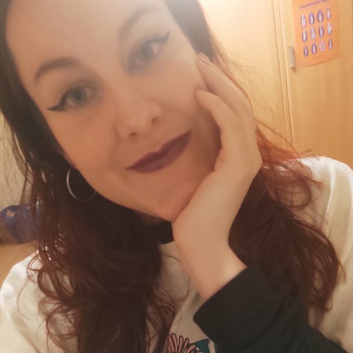 LynnSmithcl's profile picture. happiness is all what matters in the world today is that we have to live with it and be grateful for what it brings to us 👏🌎☺️😉