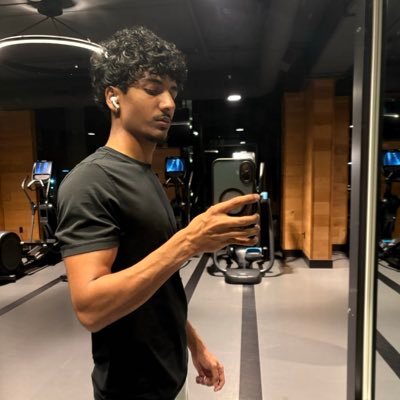 adiprasadd's profile picture. ml @shopify, se @uwaterloo prev. @tryardent @serverobotics