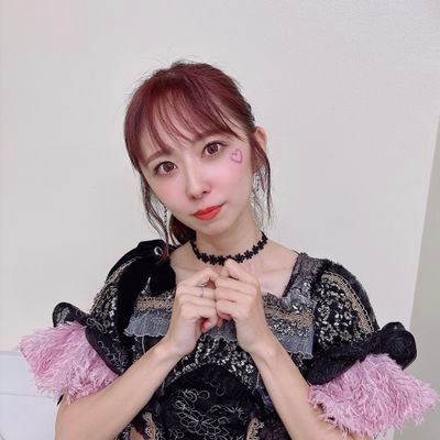 ayaka_fans1106's profile picture. SAISON 岡田彩花さん(@ayaka_o1106)の27歳生誕祭に関する企画アカウントです。
メッセージカード記入(Web上)のご協力はDMまでお気軽にお問合せ下さい。