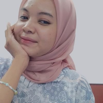 tiiitiiik's profile picture. urip iku urup