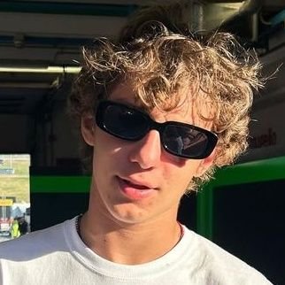 snoopycxdes's profile picture. 