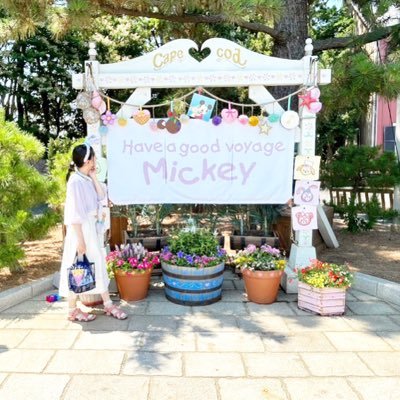 _ella0302's profile picture. DisneyAccount🏰🌎￤Show&Parade🪄︎︎✨￤Attraction🎢￤𝕡𝕙𝕠𝕥𝕠📸￤Stellar Lou🐰￤