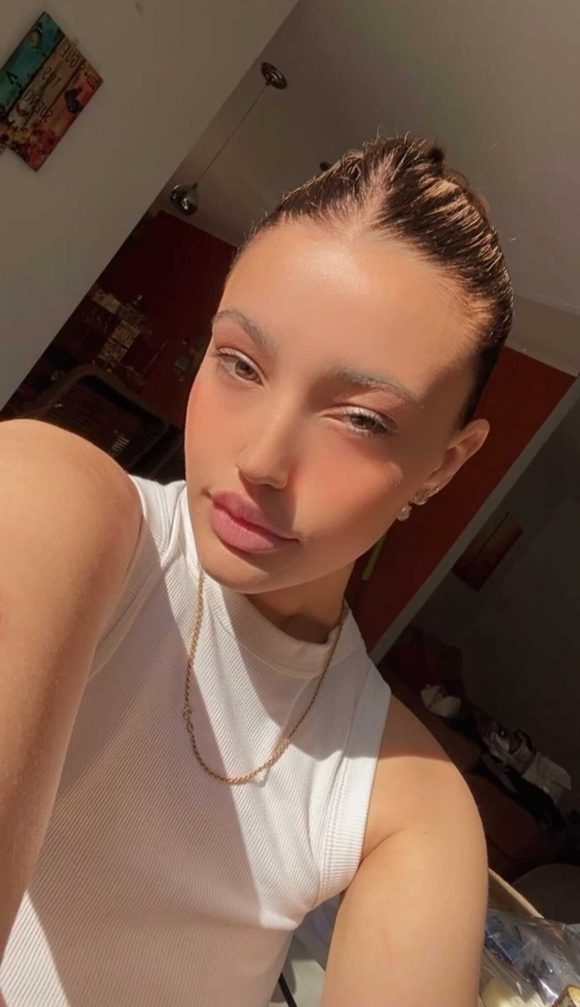 brunosousajj's profile picture. heyyyy 21 female ;; extra accounttryna findfun peopleand friendsto text