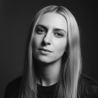 JaclynNJohnston's profile picture. In @washingtonpost @imdb & @psychtoday 🌌 I help you Manifest It!® @UTAustin grad 💜 No. 1 fan of @springsteen & the E Street Band. 🎸🖤