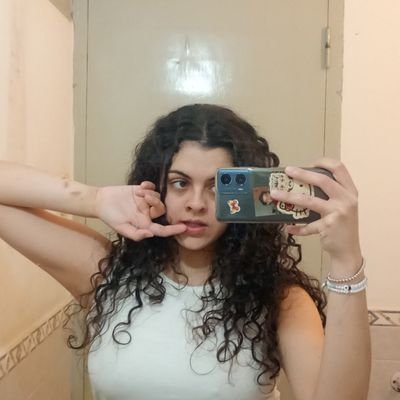 __julyrodriguez's profile picture. Oda 😃👋🏻