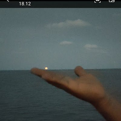 RFika5971's profile picture. 