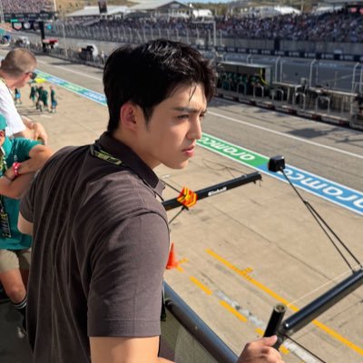 ilovscoups's profile picture. love space for #treasure & #seventeen