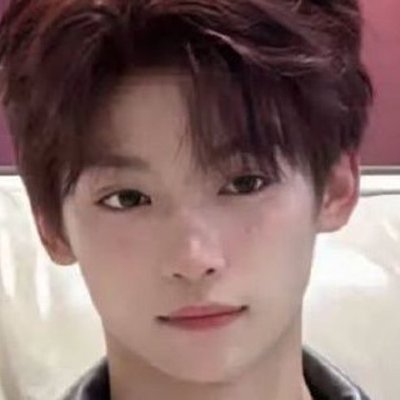 edit93892's profile picture. 