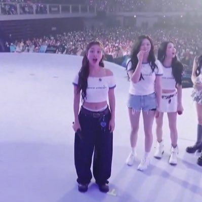 hkshdsdmo's profile picture. 