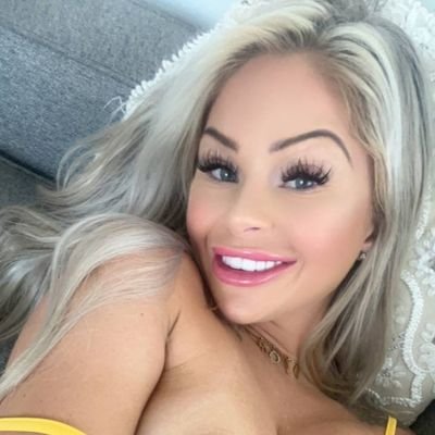 jessybrown21197's profile picture. love and kind and I'm open friendship answer relationship 💖 💓 💜 💗 ❤️