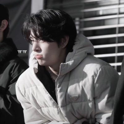 25yunjaekk's profile picture. 