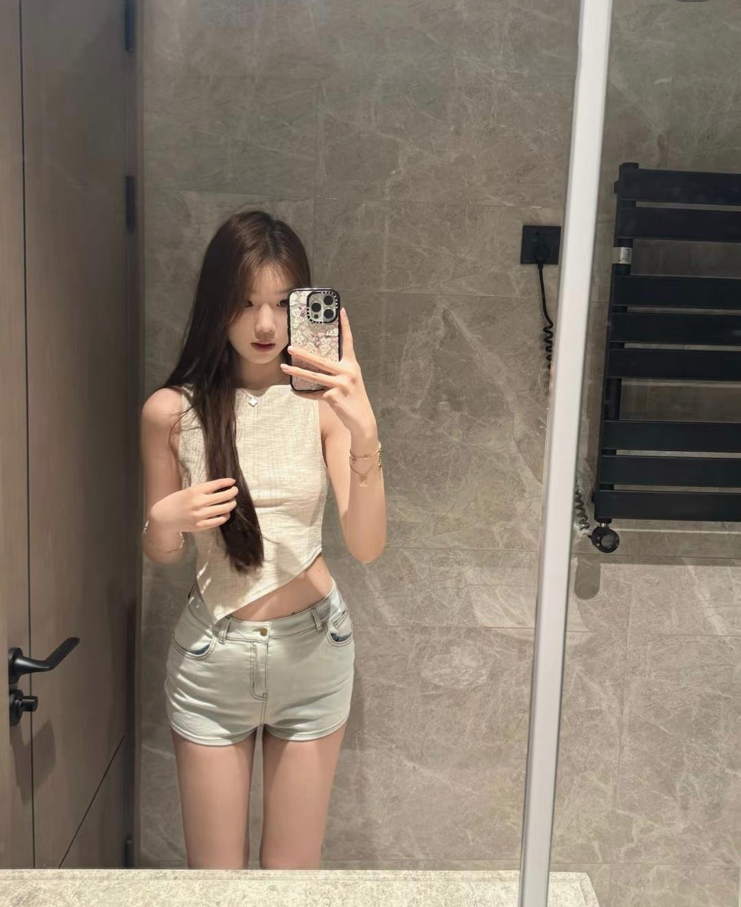 SbEVpLxGx7015k's profile picture. 想吃棒棒