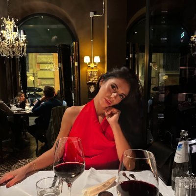 GiuliaRx121's profile picture. I like communicating with mature people. They are like encyclopedias. I can always hear stories I have never heard before and learn new knowledge.