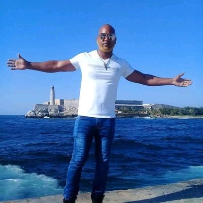 PauloAlex0330's profile picture. Cubano🇨🇺, creyente del Dios de Israel, viviendo bajo la sabiduría tolteca...anticomunista y libertario