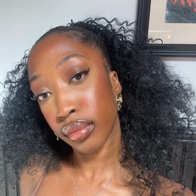 girlsluvbunni's profile picture. multifaceted hottie