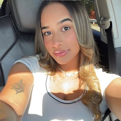 nathhalieg's profile picture. 