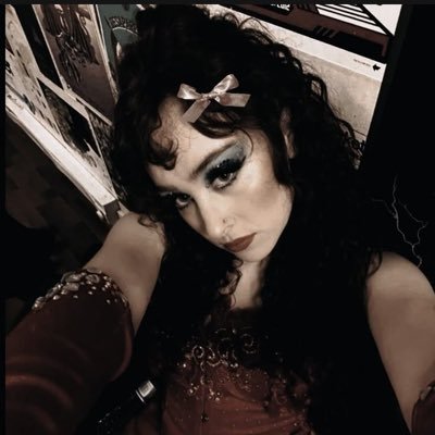 TylerRobCrave's profile picture. he/him solo polyamorous trans lesbian hijabi christian who spreads love and kindness
