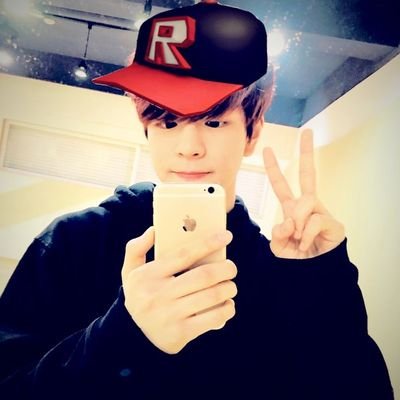 Z__Deeck's profile picture. 