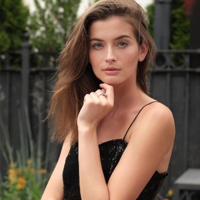 SoftGravity5's profile picture. Stand up as an independent woman, love life and embrace life💕