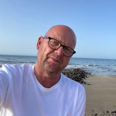 machiel1's profile picture. Mannen gaan naar hun werk, legendes draaien tomaten