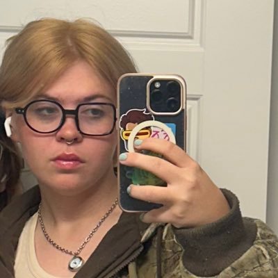 Kajsacries's profile picture. freak my big gay life.