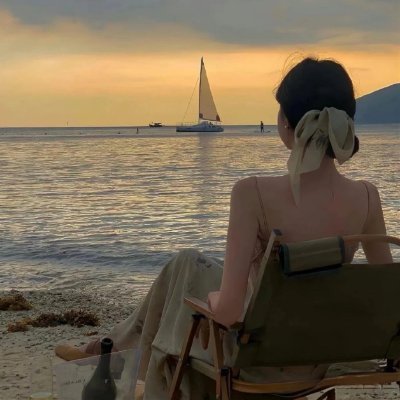 Arturnckay's profile picture. Asian woman, living in the USA since 2017. Independent and making my own way… winters still undefeated. ❄️😅