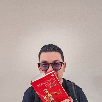 tunfairuz's profile picture. Memento mori