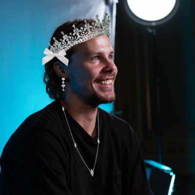 starguybe's profile picture. believe it or not I’m a stars fan 🙂‍↕️🏳️‍🌈 little guys and goalies enjoyer