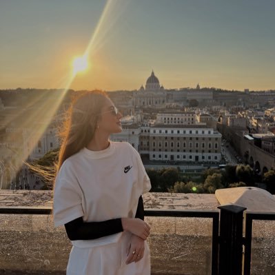 rioss_valentina's profile picture. chill