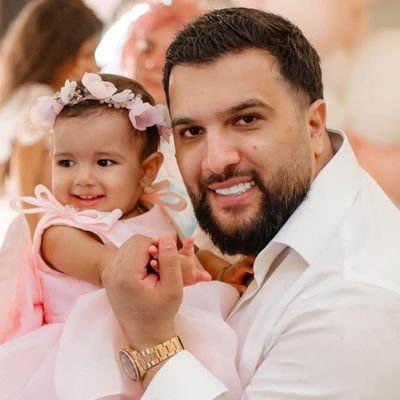 CqrtelV86847's profile picture. 