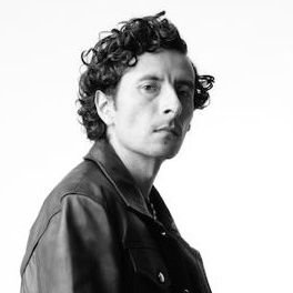RaulBrionesC's profile picture. Obradorista. Actuante y a veces directore. 
Hablemos de diseño de procesos actorales.
Él/Elle     contacto: Talent on the road Instagram @rulobrionesc