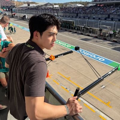 _wjunpimeow_'s profile picture. ↷✦; 𝖼𝖺𝗋𝖺𝗍 𝗈𝗍𝟣𝟥 & xnghan & STB;❞
 Fan account;
▿ 𝙎𝙀𝙑𝙀𝙉𝙏𝙀𝙀𝙉...¹³ ▿ ❤
; 𝙓𝙉𝙂𝙃𝘼𝙉...ᰔ
⊹ 𝙎𝙏𝘽... ᰔᩚ
🏠 @pledis_17 & @.xnghan
Dream. 🪽