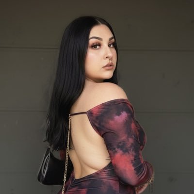 strwbrywh0r3's profile picture. MILF🏆 ⬇️FULL LENGTH NO PAY PER VIEW🎬 https://t.co/eBvSMJDhIA 🇲🇽🇯🇵 @chorizoslangerr 💍