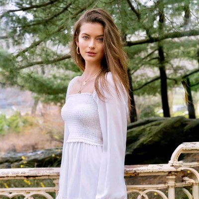 BreatheUnder8's profile picture. A foreign trade practitioner and a fashion entrepreneur. I love challenges and enjoy the process of creating value🐱‍🏍💕