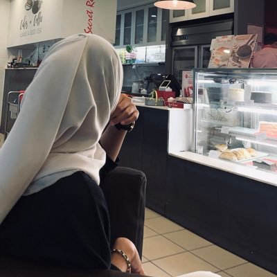 carameluvvvvv's profile picture. 