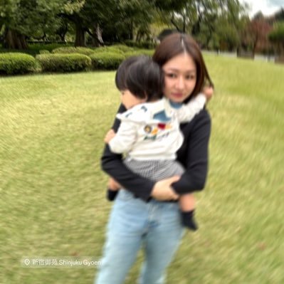 huglogic's profile picture. 