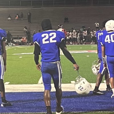 turnertraylan22's profile picture. Football Player, OHS💙, #22 RB/WR/DB, 5’9 165 traylanturner111@gmail.com 9013994045 contact information
