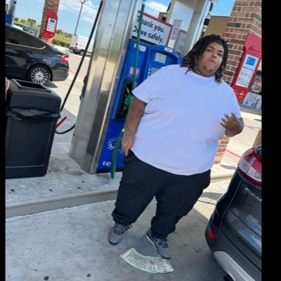 mocitytwest's profile picture. 🚄 The 🌎 RipMyPeople❤️‍🩹 FreeTheGuyz🔛🚄