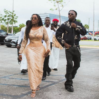 dj_imara's profile picture. @MANCITY,  @stonebwoy 🔥🎊🎉music enthusiast❤️🔥, SOMETIMES MUSIC 🎶 IS THE ONLY MEDICINE THE HEART ♥️ AND SOUL NEEDS 🤲.