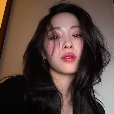 _rjsk_'s profile picture. balik alindog sa ITZY