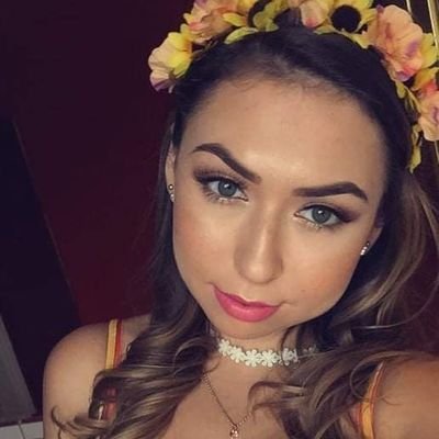 DelphineDe82713's profile picture. 