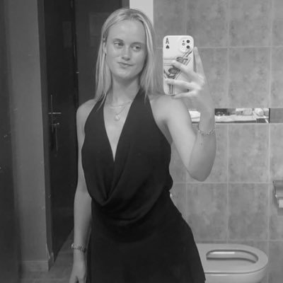 liz_ginkel's profile picture. 