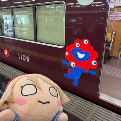 mugijiru_yosoro's profile picture. 沼津移住して家を買ってしまったフリーダムオッサン 曜千歌狂い⛵️🍊 あぁ千歌ちゃんﾁｶちゃん🍊 酔うソロ～おふねヤクザ⚓️🚢⛵️🛫いな民🦊 朱夏人  #酔うちゃんが悪い 沼津いる率低め