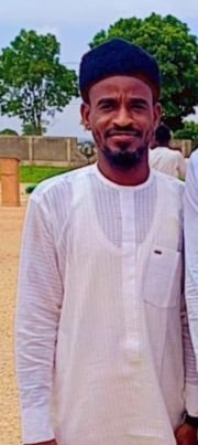 HussainiHa86060's profile picture. 